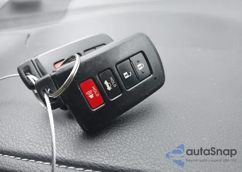 2013 Toyota Camry Xle V6 z USA, uszkodzony, nr VIN 4T1BK1FK7DU537170